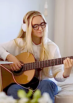 genç gitar eğitimi