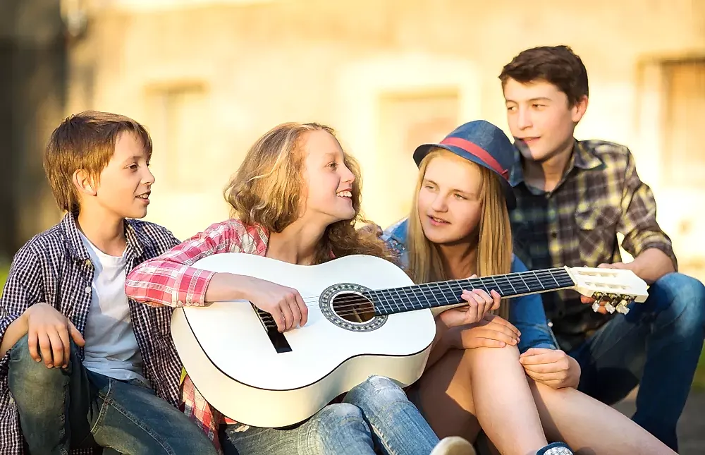 genç gitar eğitimleri